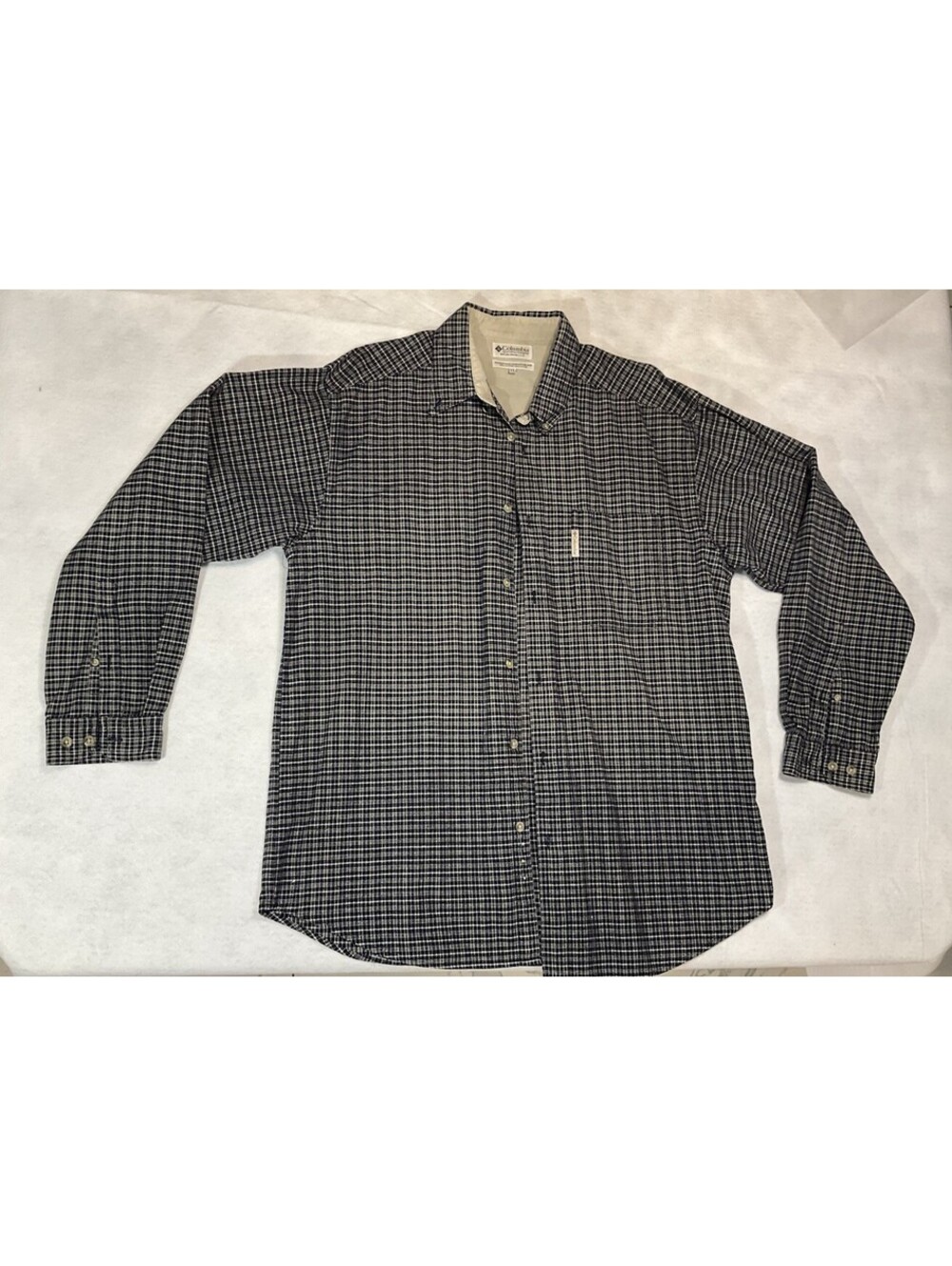 Columbia Long Sleeve Button Down Shirt Men's XL Navy Blue/ Gray Plaid Flannel